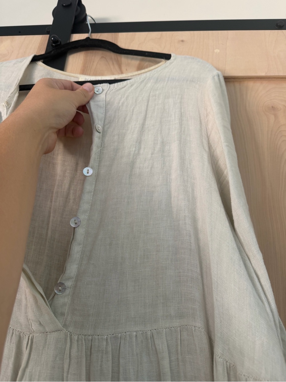 Beachwood Mara Dress in Moon - Picture 10 of 16
